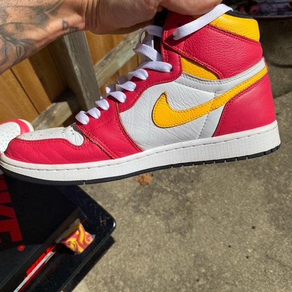 Jordan 1 High Retro Fusion Size 10.5 Mens Shoes are Pre Loved OG Box - Picture 5 of 7